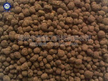 新型有機(jī)肥造粒機(jī)顆粒